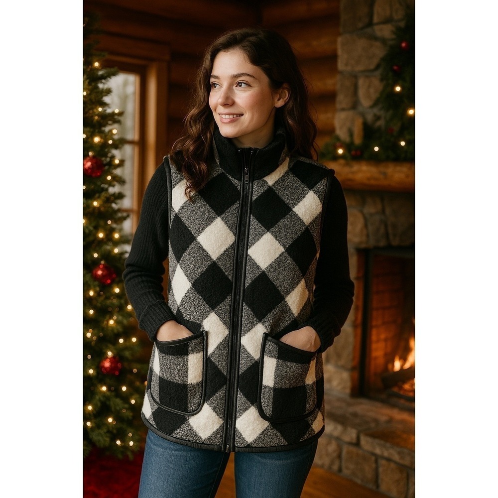 BKE Womens Black White Buffalo Plaid Faux Fur Lined Full Zip Vest Size M